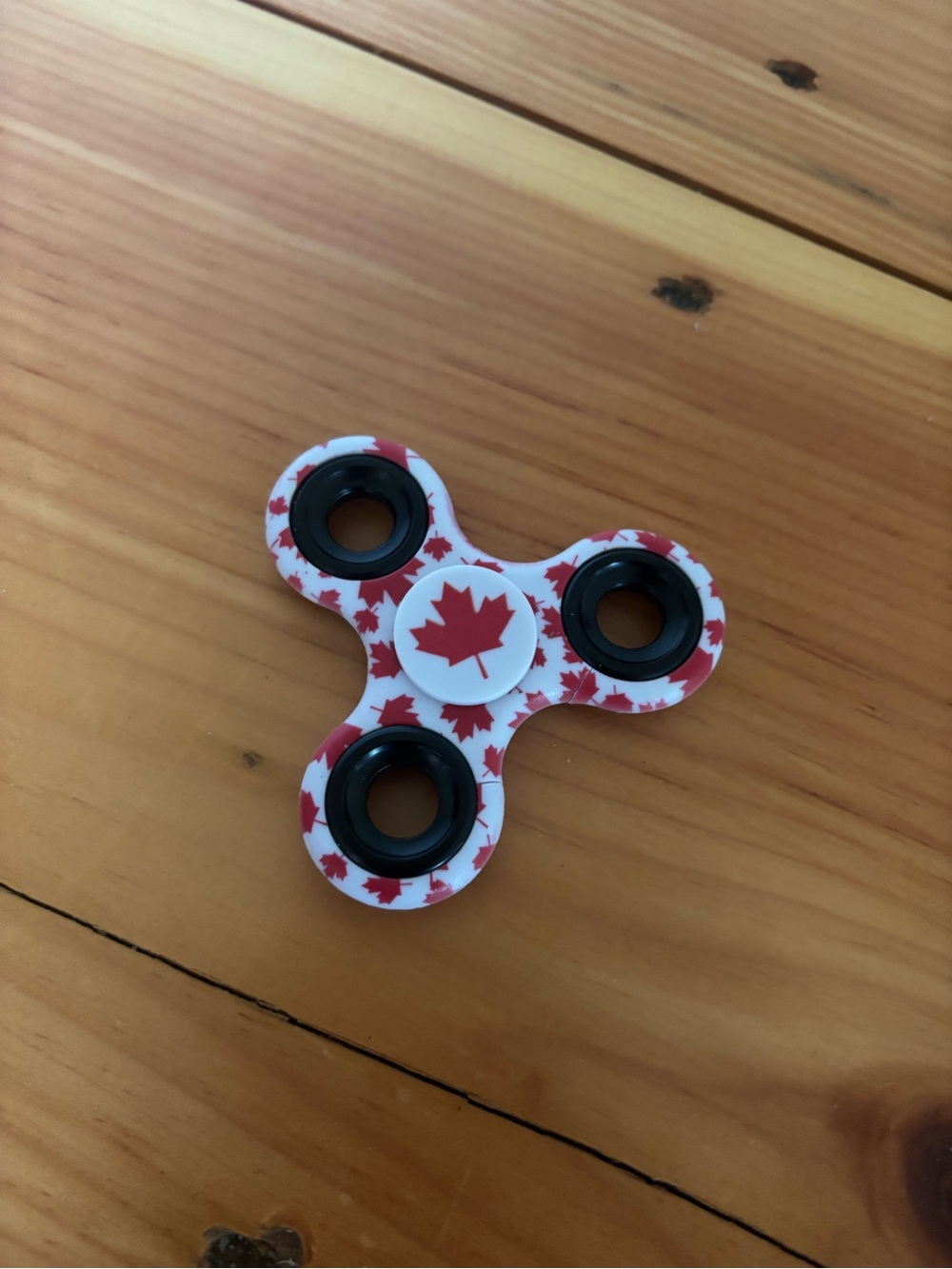 Canada Maple Leaf Tri Fidget Spinner Metal Bearings